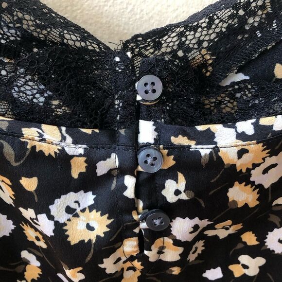 Abercrombie and Fitch Floral Lace Cami - Picture 5 of 6